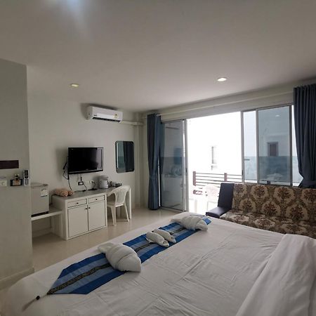 Phuket Racha Kata Homestay Екстер'єр фото