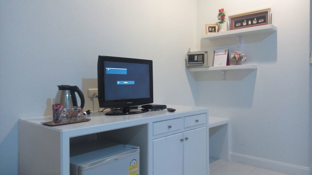 Phuket Racha Kata Homestay Екстер'єр фото